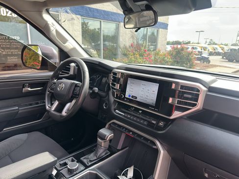 Used 2023 Toyota Tundra SR5 AWD/4WD image 12