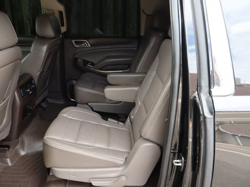 Used 2016 GMC Yukon XL Denali w/ Open Road Package AWD/4WD image 20