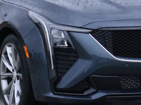 Used 2025 Cadillac CT5 Sport image 7