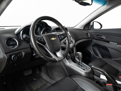Used 2012 Chevrolet Cruze LT w/ RS Package image 12