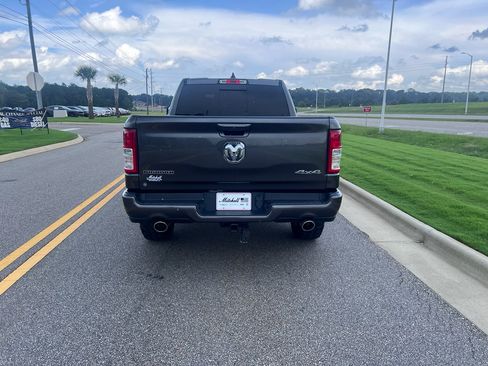 Used 2020 RAM 1500 Big Horn AWD/4WD image 7