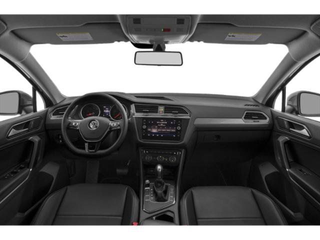 Used 2021 Volkswagen Tiguan SE w/ Panoramic Sunroof Package AWD/4WD image 11