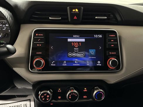 Used 2021 Nissan Versa SV image 13