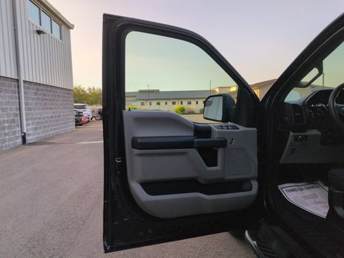 Used 2019 Ford F150 XL w/ Equipment Group 101A Mid AWD/4WD image 10