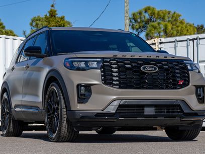 New 2026 Ford Explorer ST w/ Sun And Sound Package