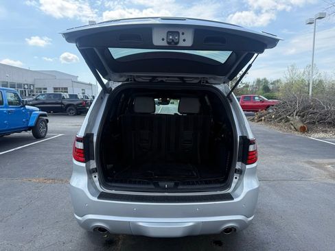 Certified 2023 Dodge Durango R/T RWD image 48