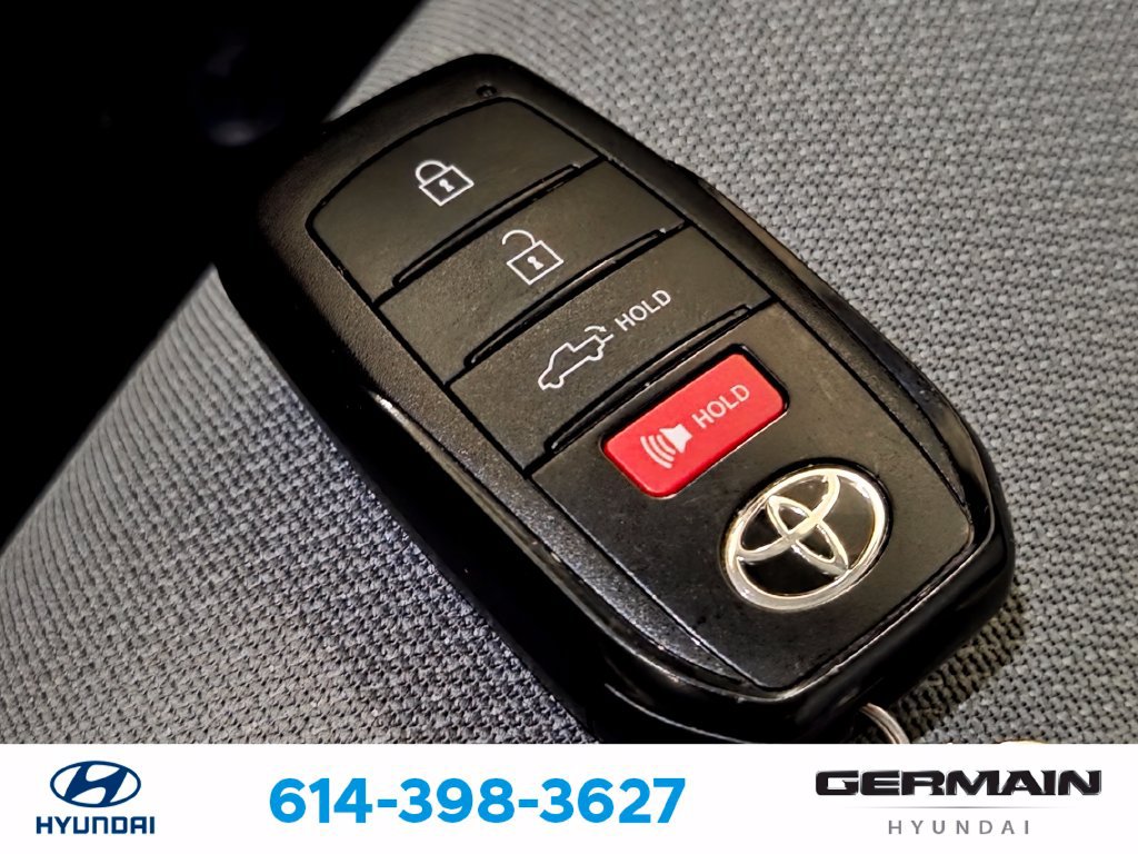 Used 2023 Toyota Tundra SR5 w/ SR5 Convenience Package AWD/4WD image 34