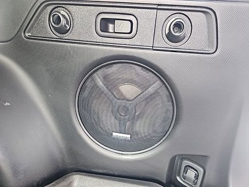 Used 2023 Subaru Forester Limited image 37