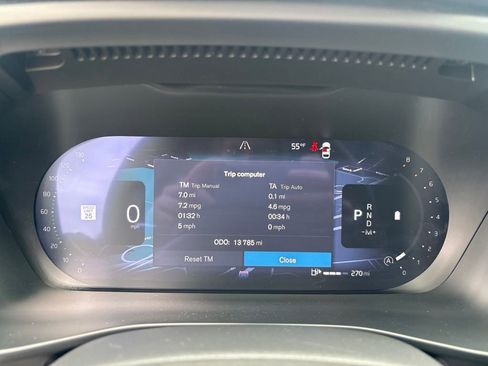 Certified 2026 Volvo XC40 B5 Plus AWD/4WD image 18