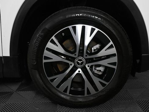 Certified 2025 Mercedes-Benz GLA 250 image 36