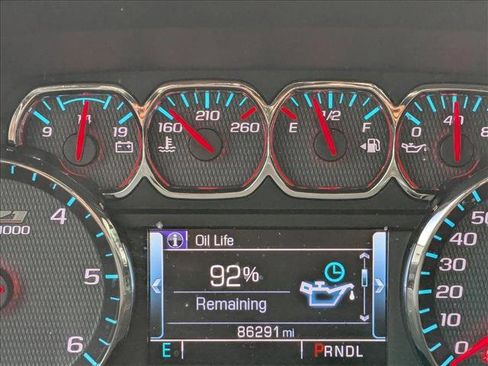 Used 2018 Chevrolet Silverado 1500 LT w/ All Star Edition image 10