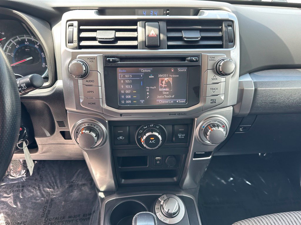 Used 2016 Toyota 4Runner SR5 AWD/4WD image 27