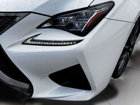 Used 2017 Lexus RC F RWD image 13