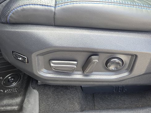 Used 2024 Toyota Tundra Platinum AWD/4WD image 14