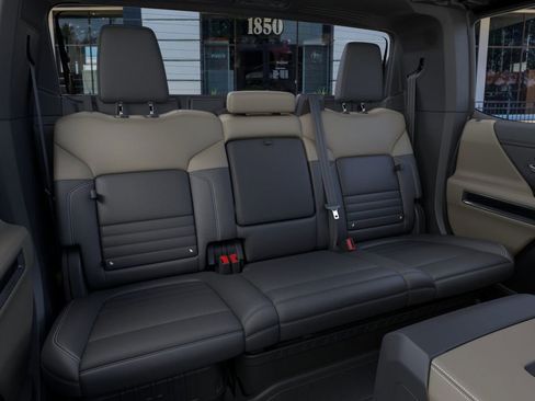 New 2026 GMC Hummer EV 4x4 Crew Cab image 17