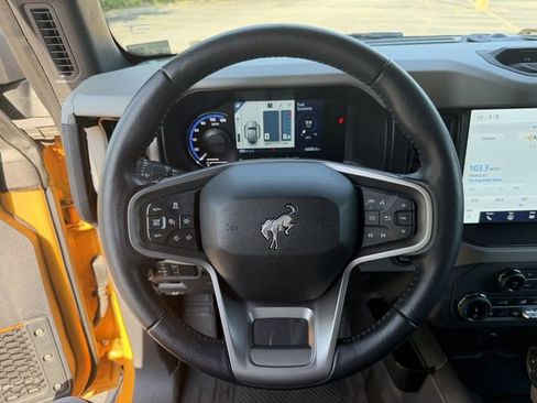 Used 2022 Ford Bronco Badlands AWD/4WD image 19
