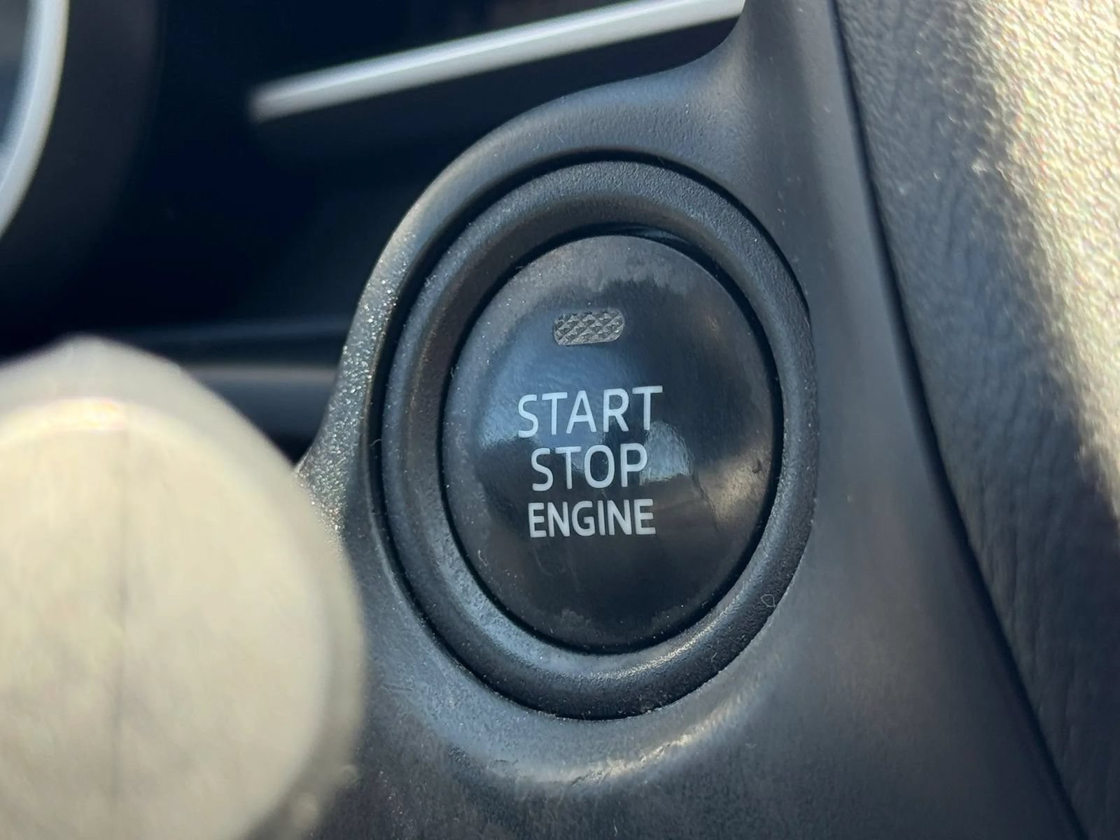 Used 2014 MAZDA MAZDA3 i Sport FWD image 27
