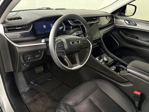 Used 2022 Jeep Grand Cherokee Limited 4xe AWD/4WD image 17
