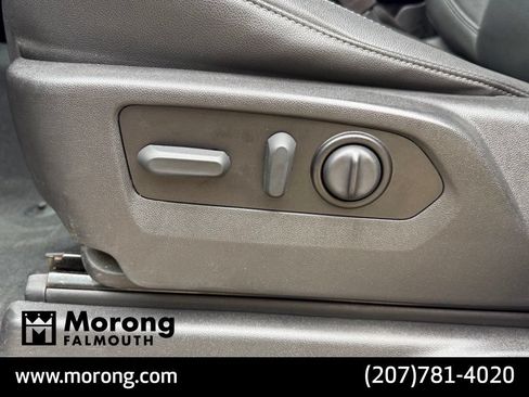 Used 2021 GMC Sierra 1500 SLT AWD/4WD image 25