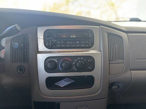 Used 2004 Dodge Ram 1500 Truck SLT w/ Trailer Tow Group image 12