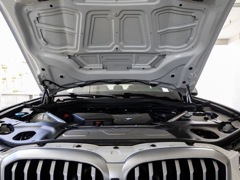 Used 2024 BMW X3 sDrive30i w/ Premium Package RWD image 32