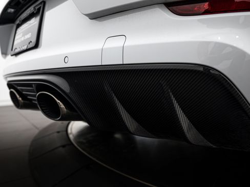 Certified 2025 Porsche Cayenne Turbo AWD/4WD image 27