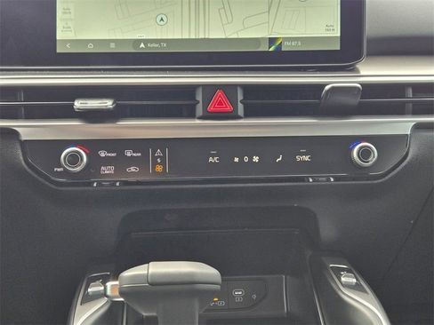 New 2026 Kia Sorento EX w/ EX Premium Package FWD image 16