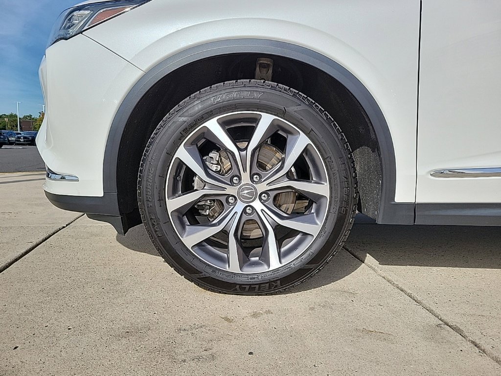 Used 2023 Acura MDX w/ Technology Package AWD/4WD image 10