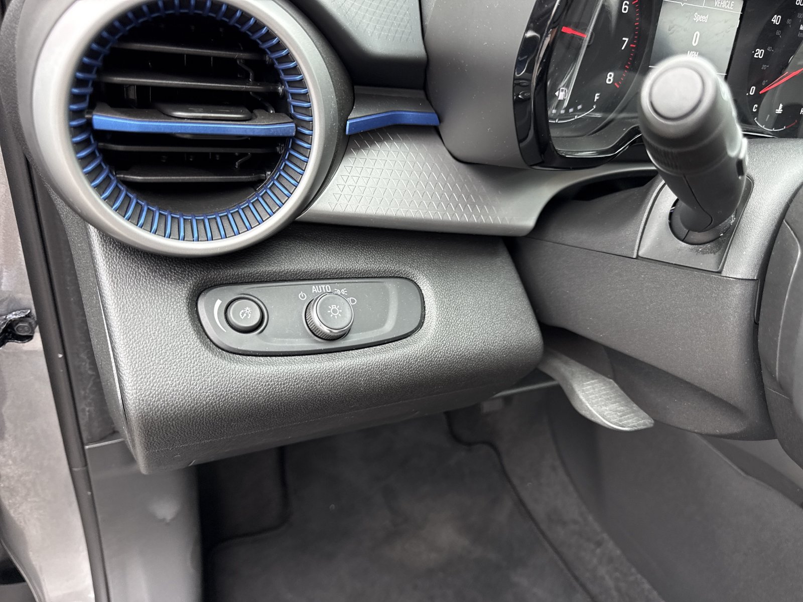 Used 2024 Chevrolet Trax LS FWD image 14