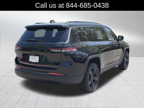 New 2026 Jeep Grand Wagoneer Limited AWD/4WD image 5