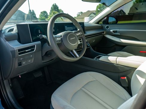 Used 2024 Hyundai Sonata SEL FWD image 10