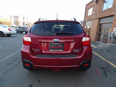 Used 2017 Subaru Crosstrek 2.0i Premium w/ Moonroof Package image 4