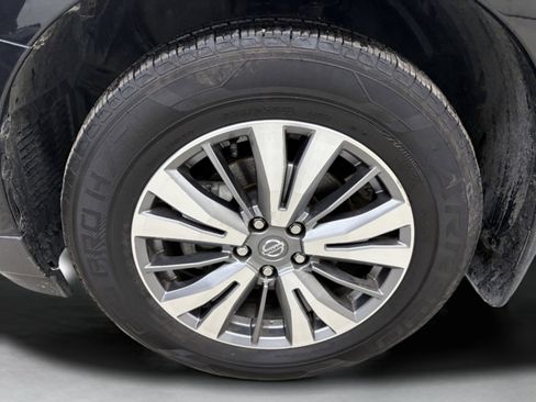 Used 2020 Nissan Pathfinder S image 7