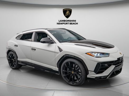 Used 2024 Lamborghini Urus S AWD/4WD image 27