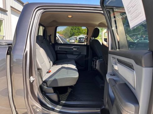 Used 2019 RAM 1500 Big Horn AWD/4WD image 13