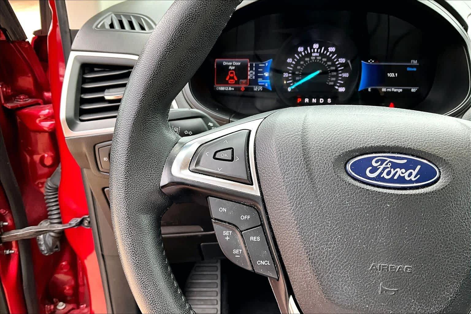 Used 2022 Ford Edge SEL w/ Convenience Package AWD/4WD image 20