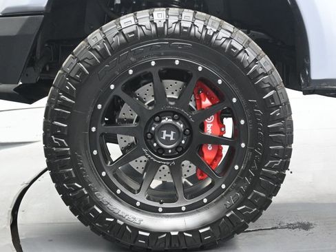 New 2025 Ford F150 Lariat w/ Equipment Group 502A High image 32