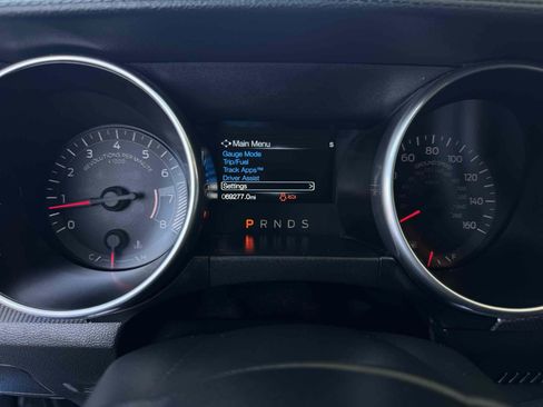 Used 2019 Ford Mustang Coupe w/ Equipment Group 101A RWD image 12