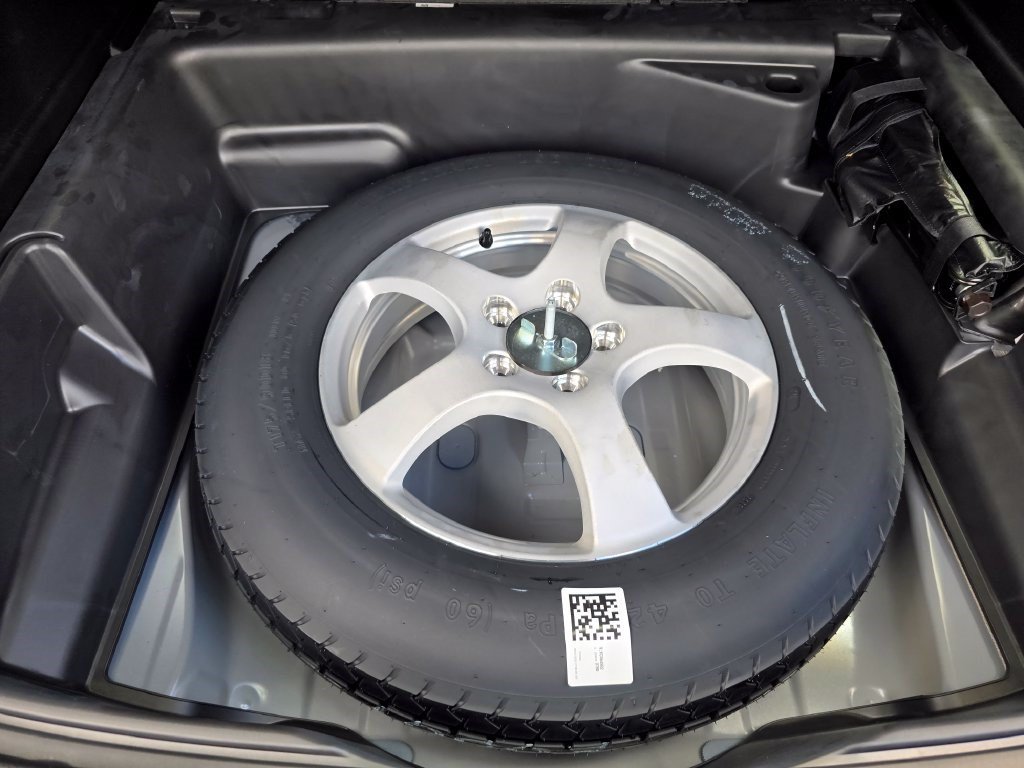 New 2027 Jeep Grand Cherokee Altitude RWD image 38