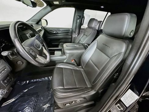 Used 2021 GMC Yukon XL Denali w/ Denali Premium Package AWD/4WD image 22