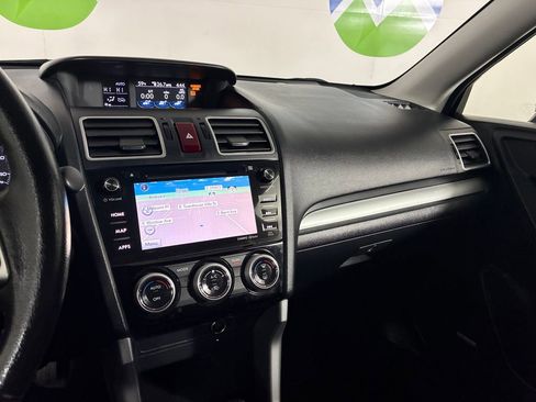 Used 2016 Subaru Forester 2.5i Touring w/ Eyesight & Navigation System image 15
