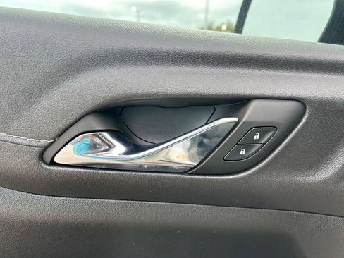 Used 2023 GMC Acadia SLE w/ Driver Convenience Package image 19