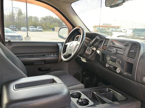 Used 2008 Chevrolet Silverado 1500 LT w/ Towing Package image 77