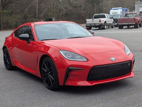 Used 2025 Toyota GR86 Premium image 3