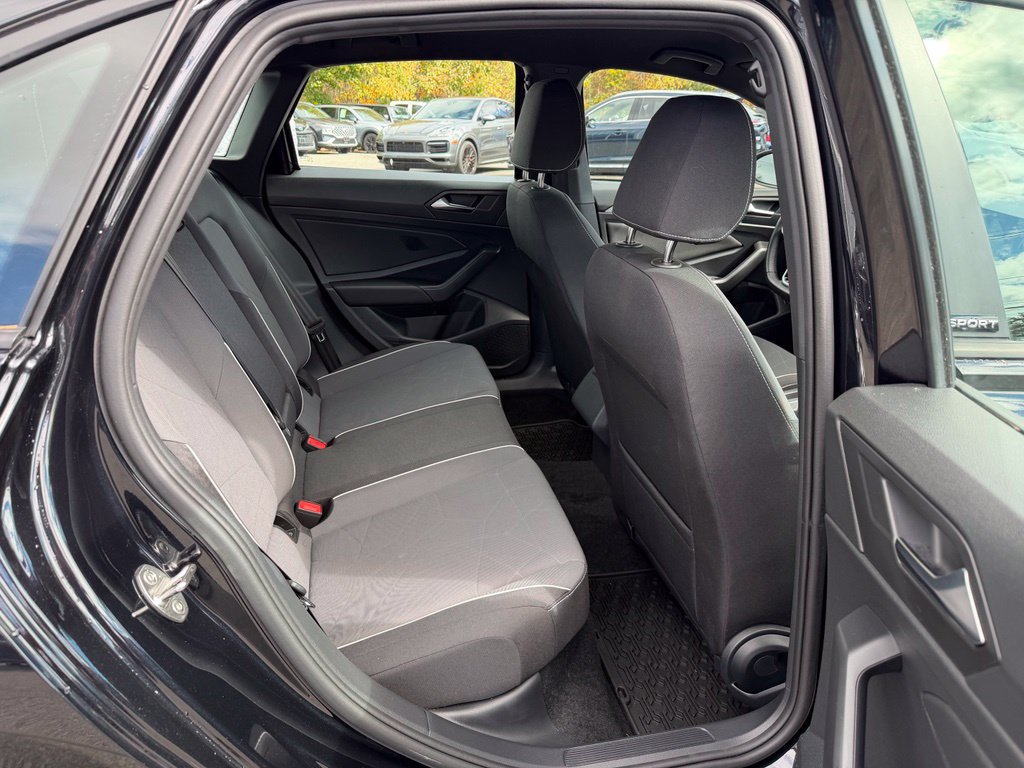 Used 2025 Volkswagen Jetta Sport FWD image 11