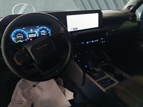 Used 2025 Toyota Land Cruiser image 8