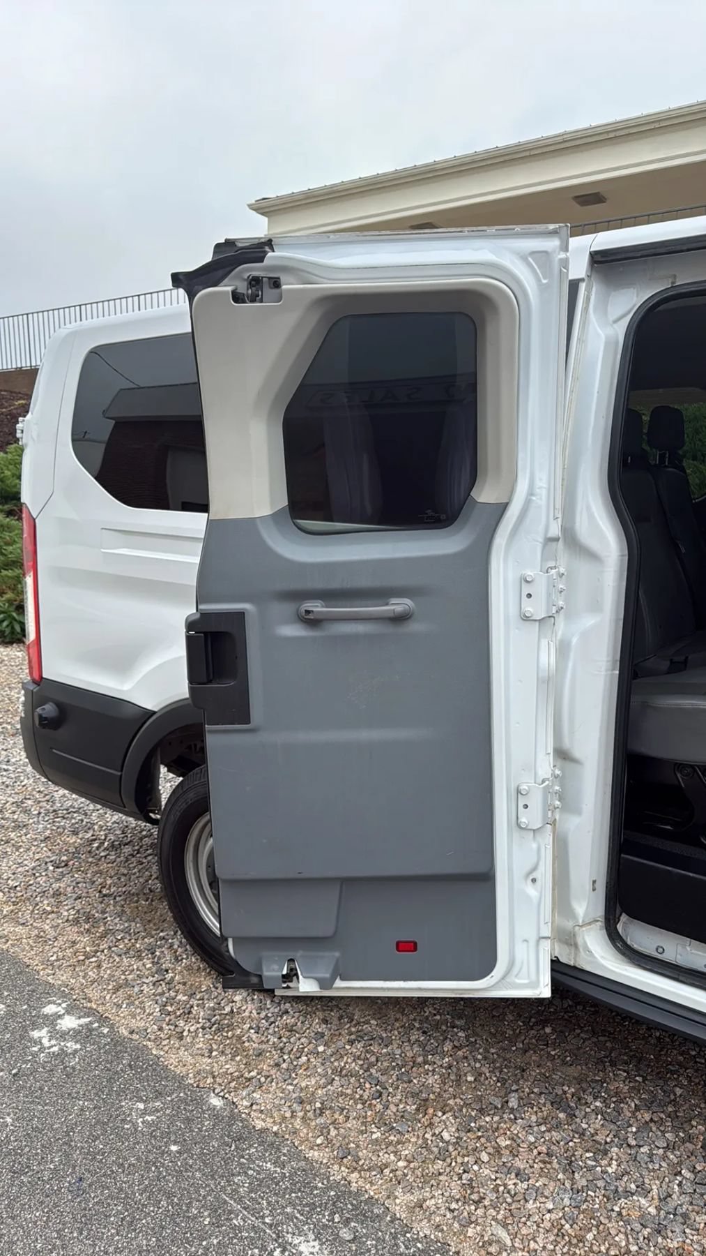 Used 2018 Ford Transit 350 XL RWD image 13