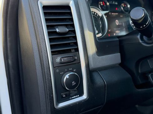 Used 2017 RAM 1500 Big Horn image 23