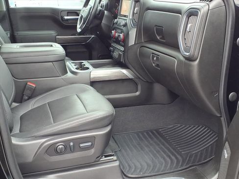 Certified 2022 Chevrolet Silverado 1500 LTZ w/ LTZ Convenience Package II image 11