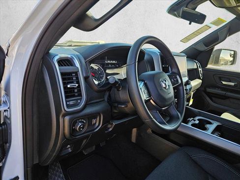 New 2026 RAM 1500 Express AWD/4WD image 3